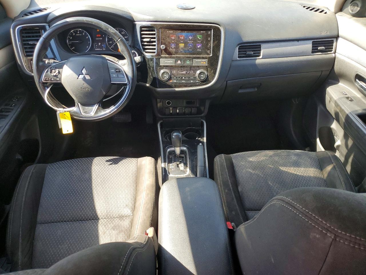 Mitsubishi Outlander Se