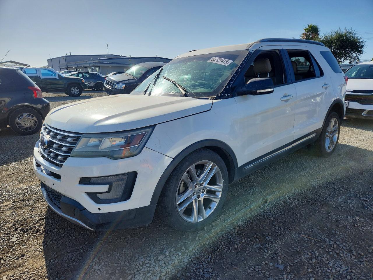 Salvage Ford Explorer Image