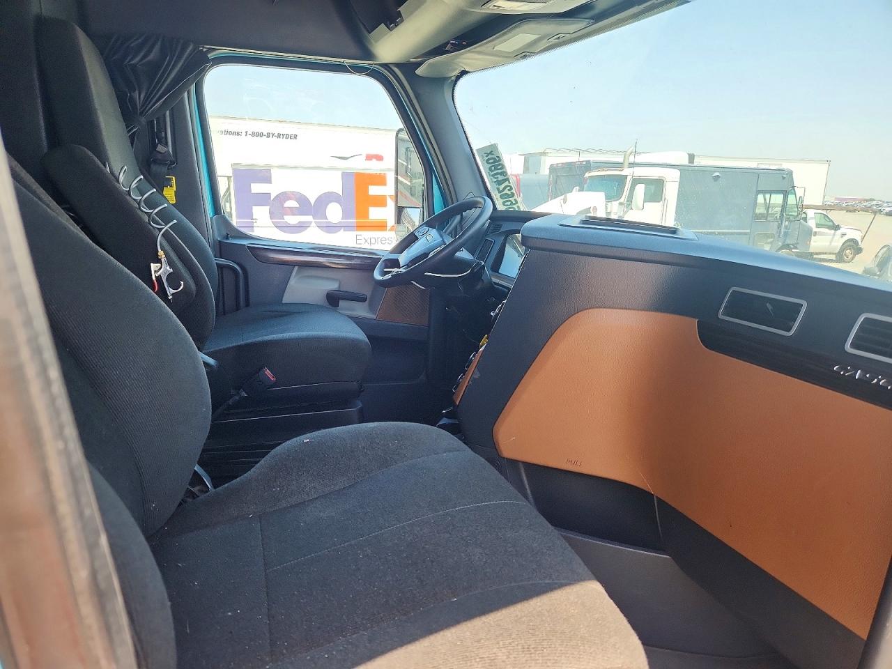 Freightliner Cascadia 126