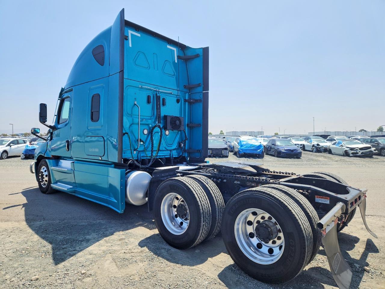 Freightliner Cascadia 126