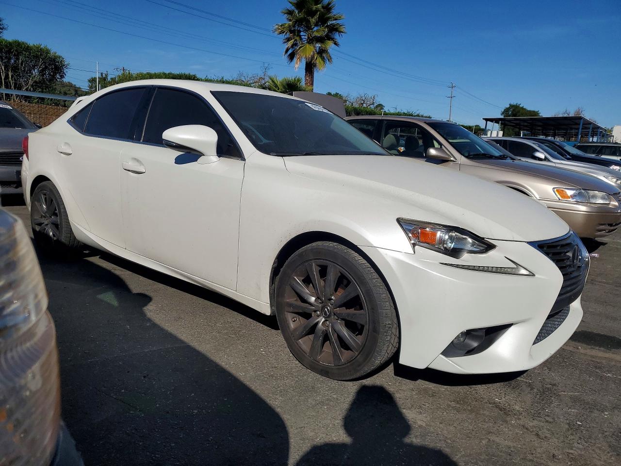 Lexus Is Base