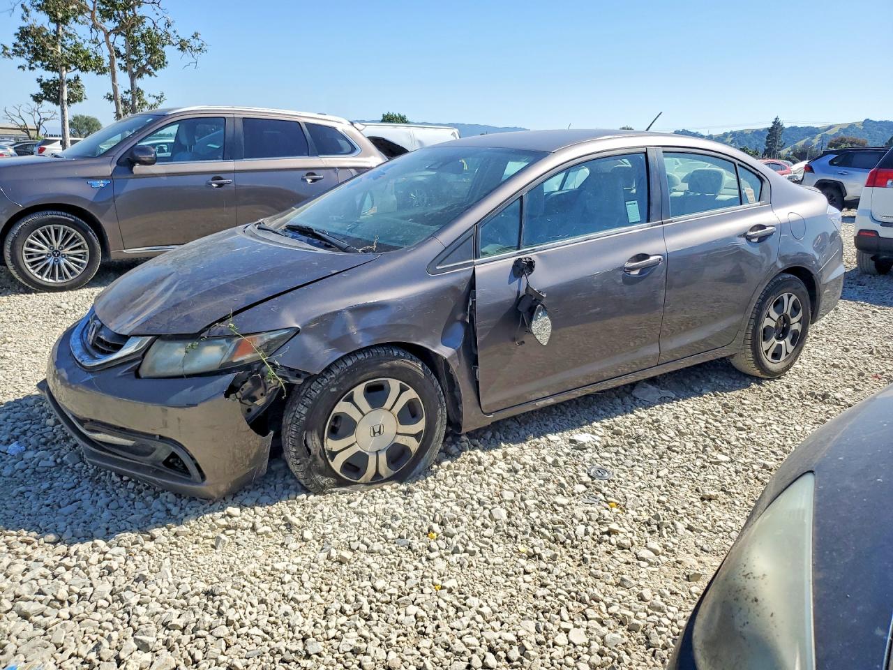 Salvage Honda Civic Image
