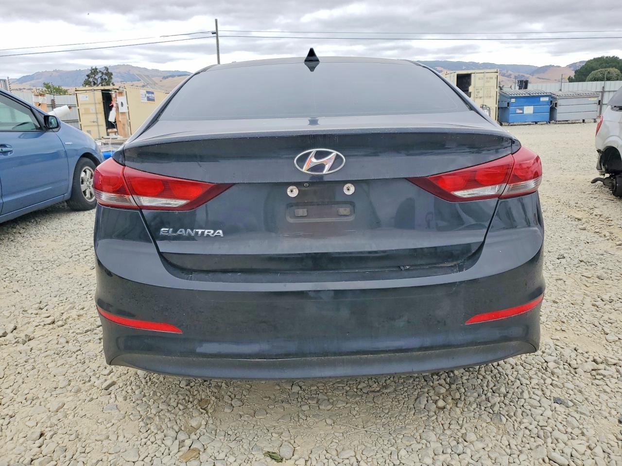 Hyundai ELANTRA Sel