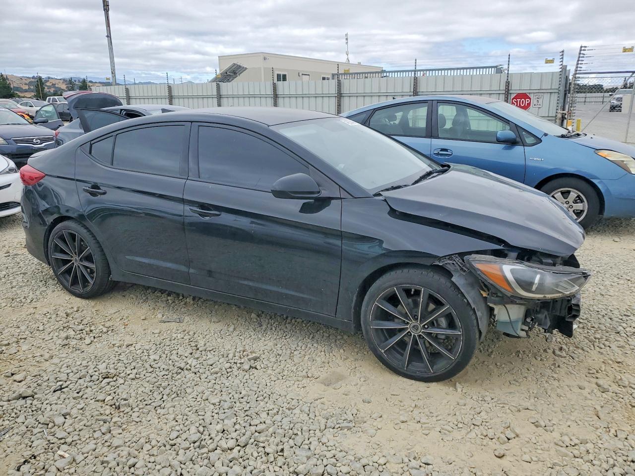 Hyundai ELANTRA Sel