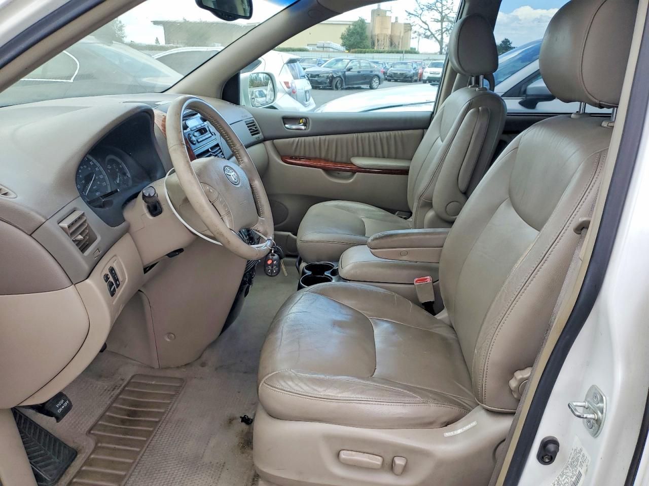 Toyota Sienna Xle 7 Passenger