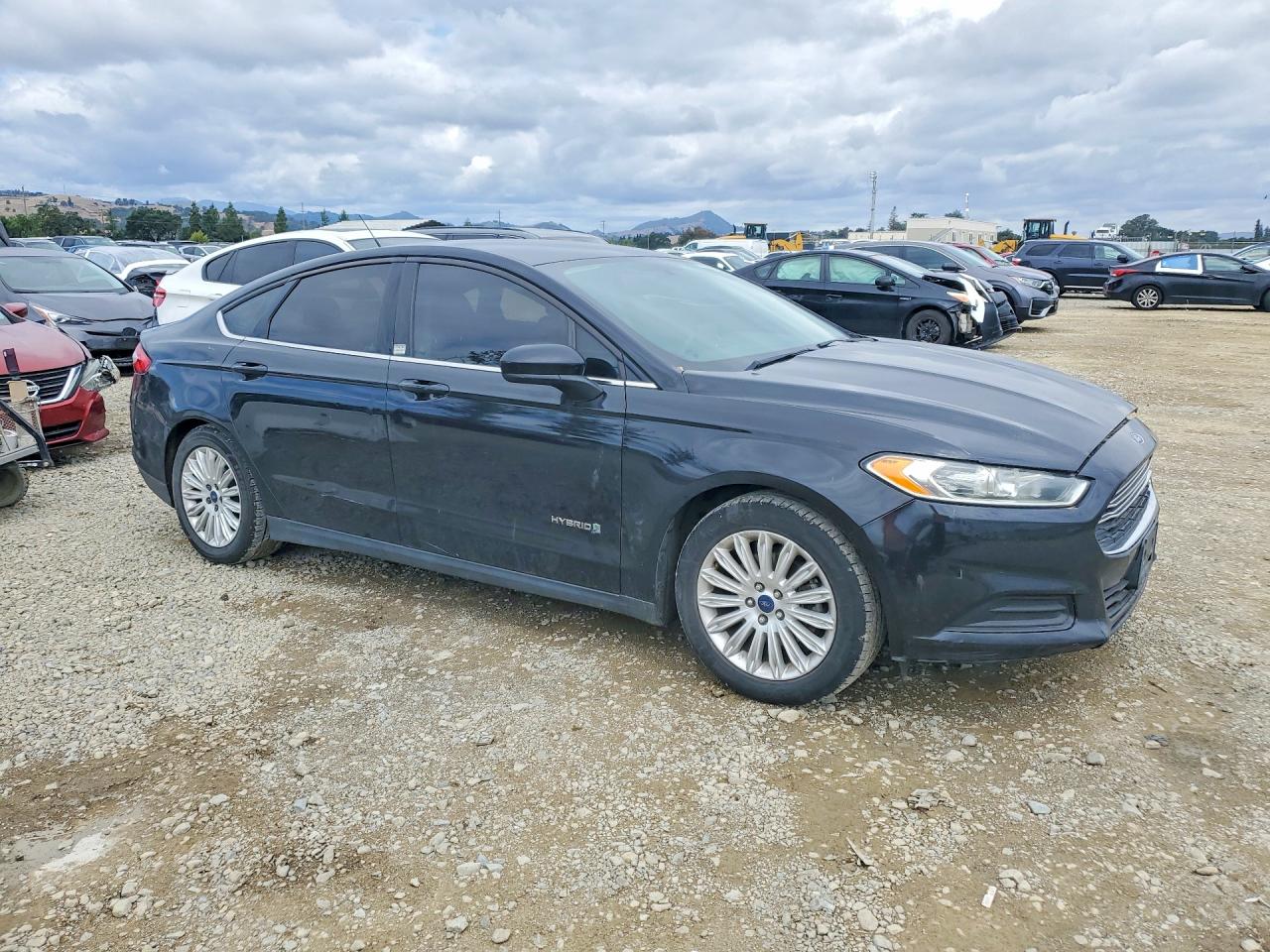 Ford Fusion S Hybrid