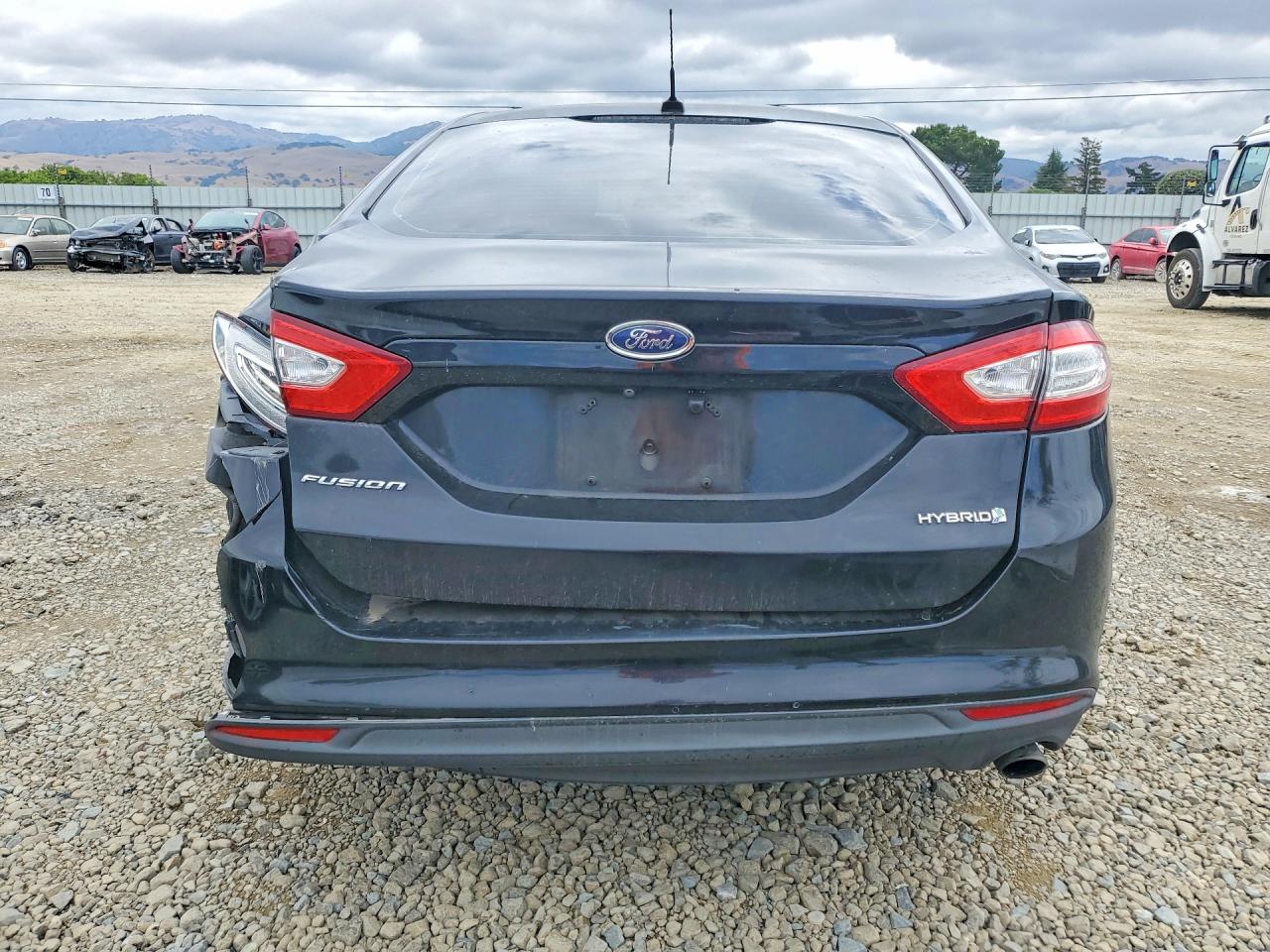Ford Fusion S Hybrid