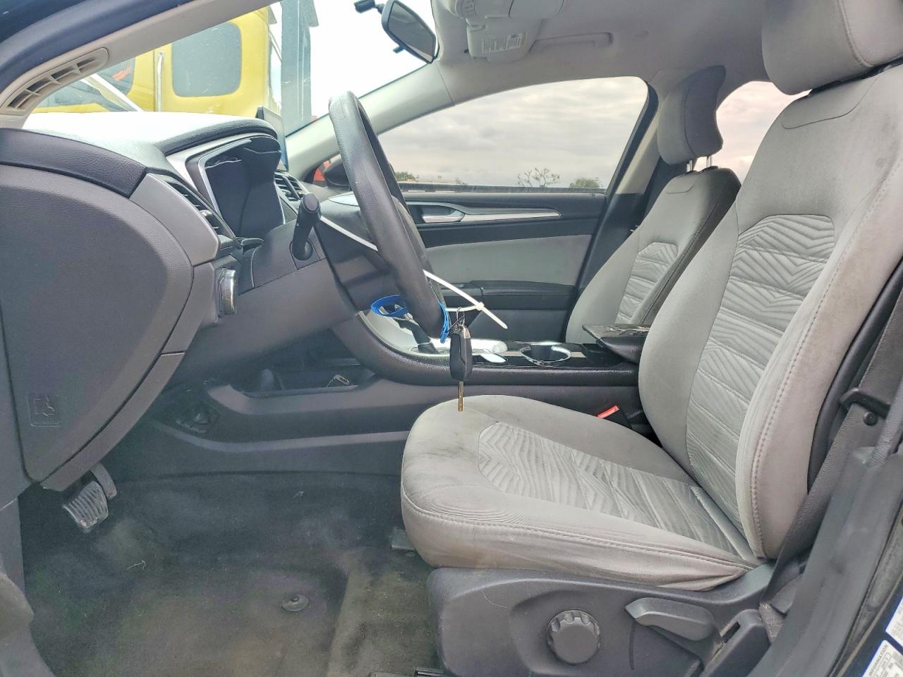 Ford Fusion S Hybrid