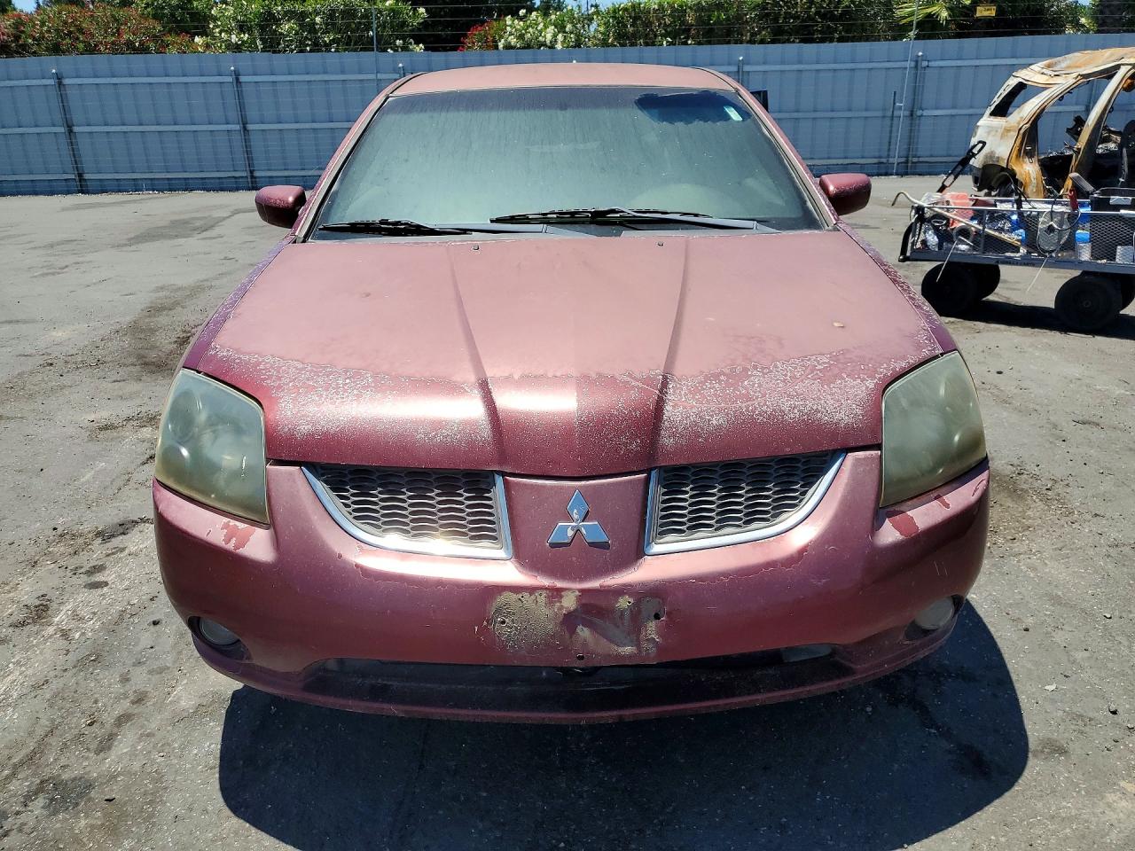 Mitsubishi Galant Es Medium