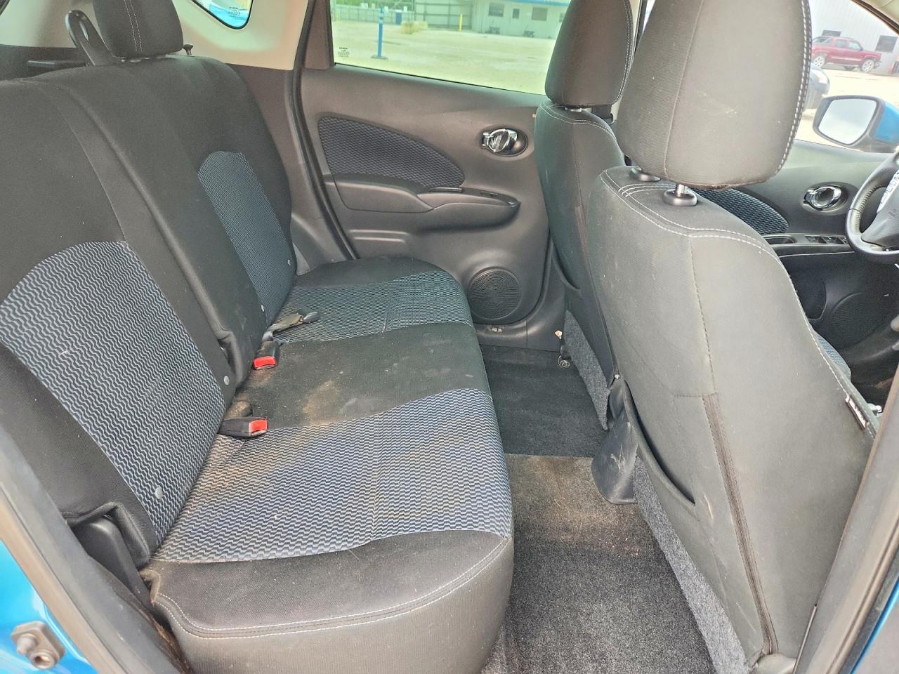 Nissan Versa Sv
