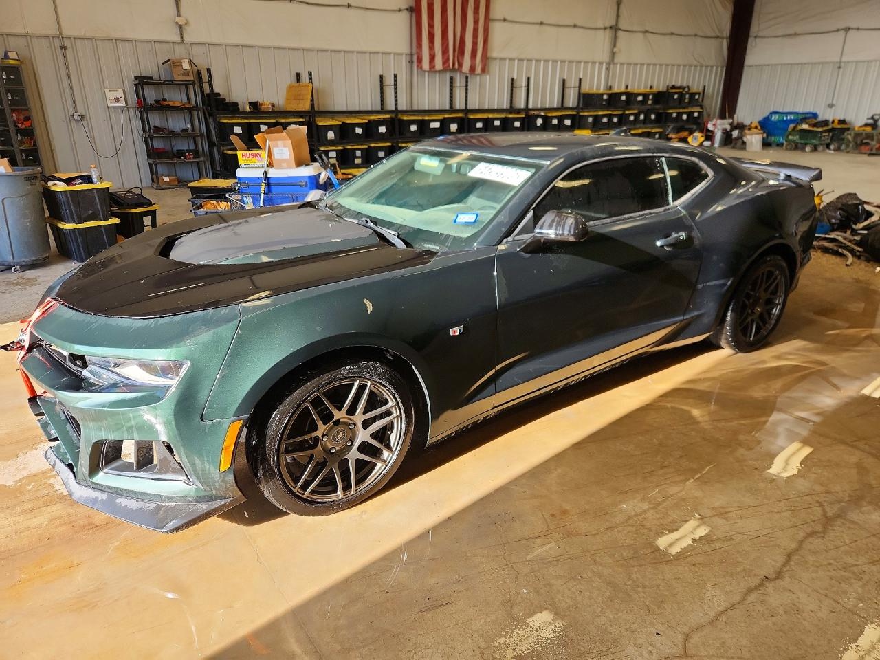 Salvage Chevrolet Camaro Image