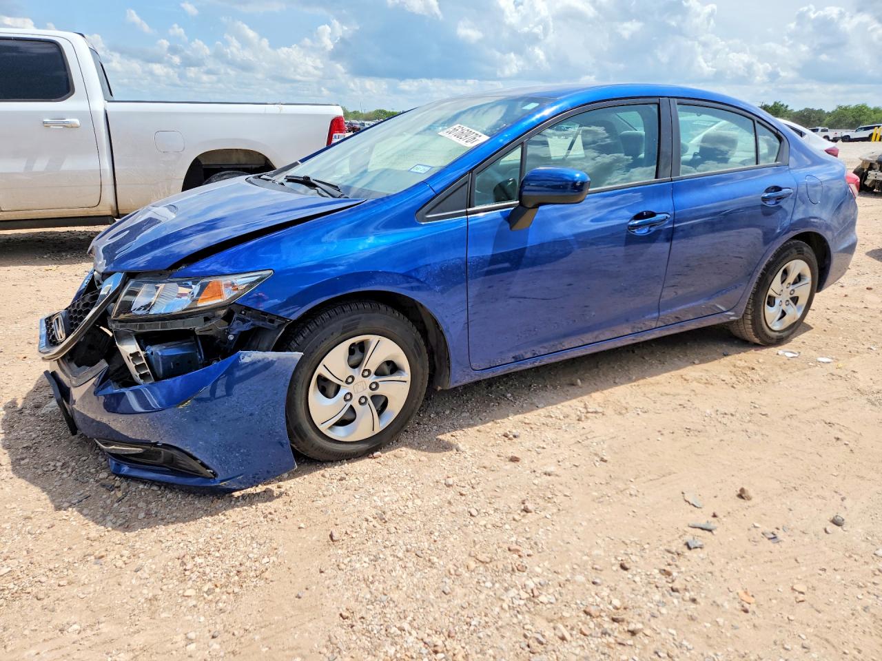 Salvage Honda Civic Image