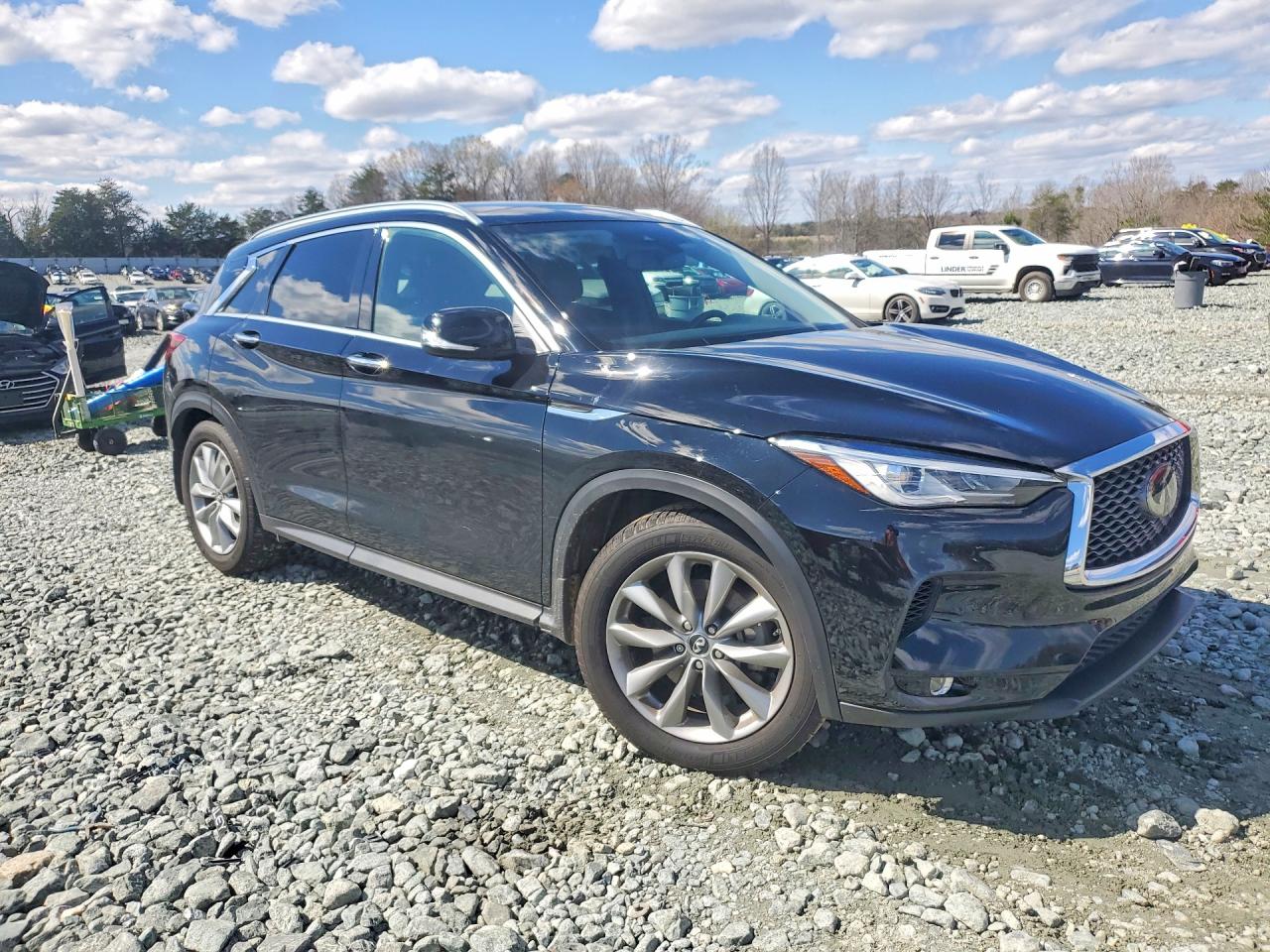 INFINITI Qx Luxe