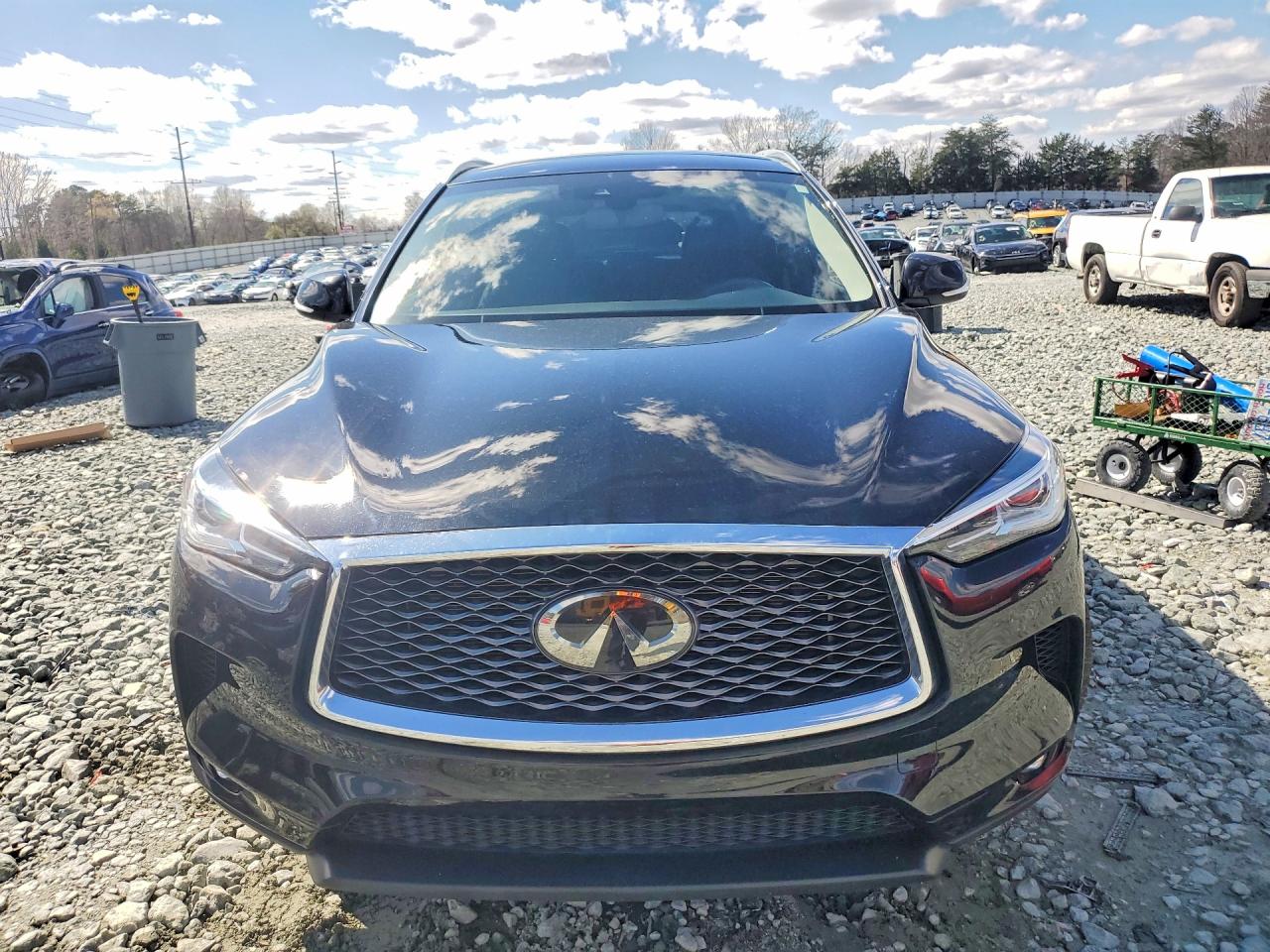 INFINITI Qx Luxe