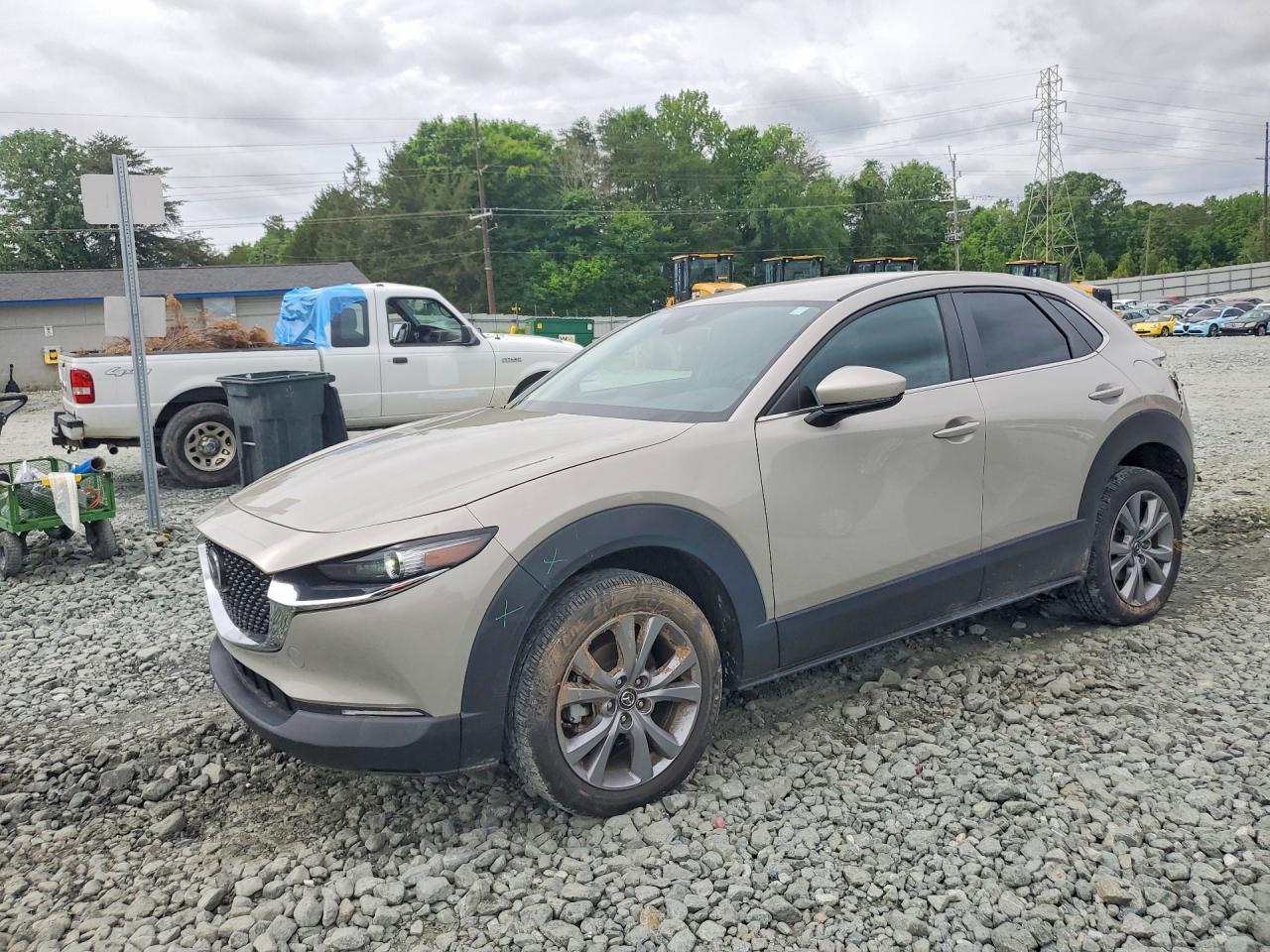 Salvage Mazda Cx Image