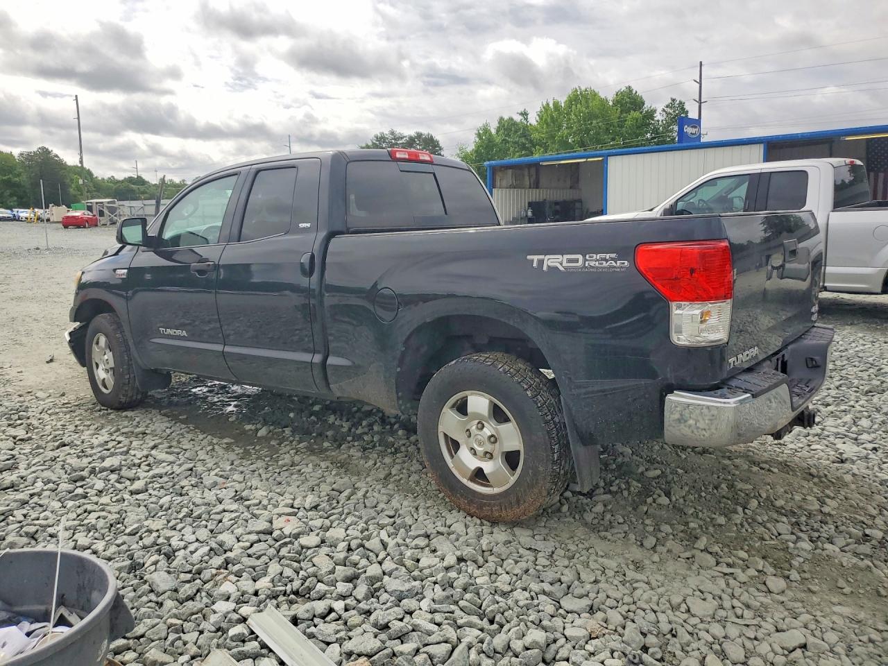 Toyota Tundra Double Cab Sr5