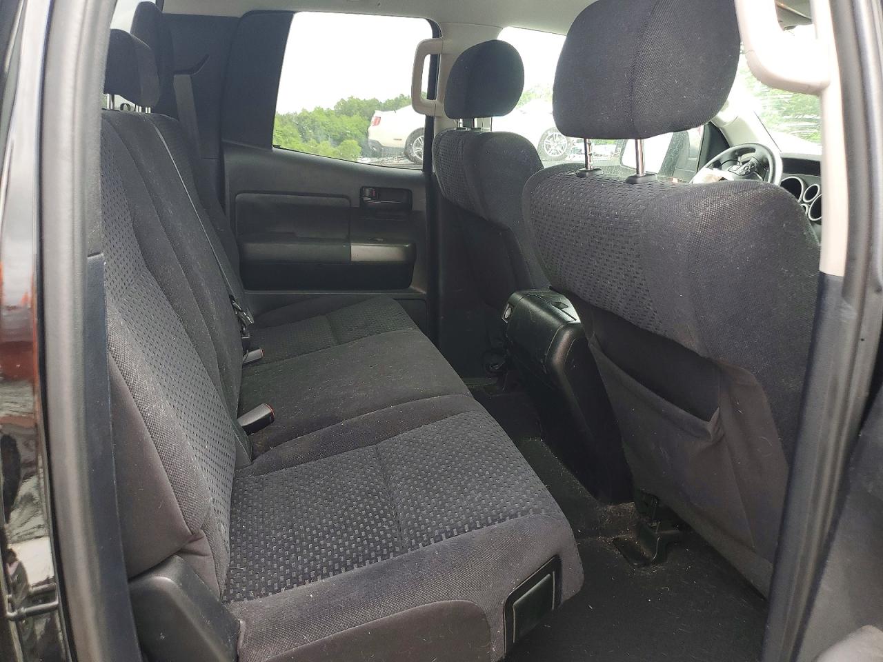 Toyota Tundra Double Cab Sr5
