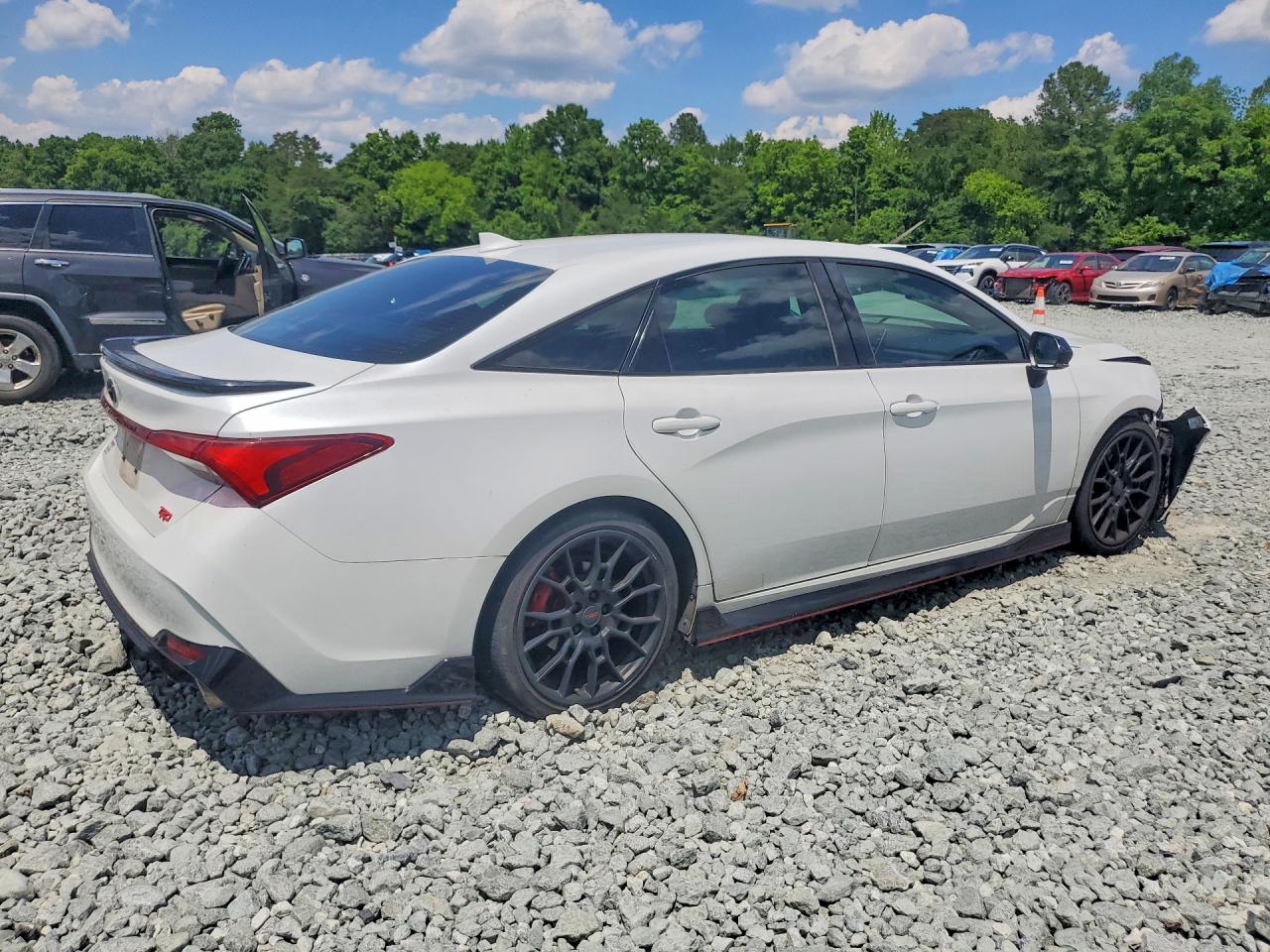 Toyota Avalon Trd