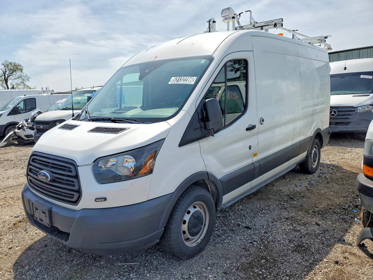 Salvage Ford Transit Image