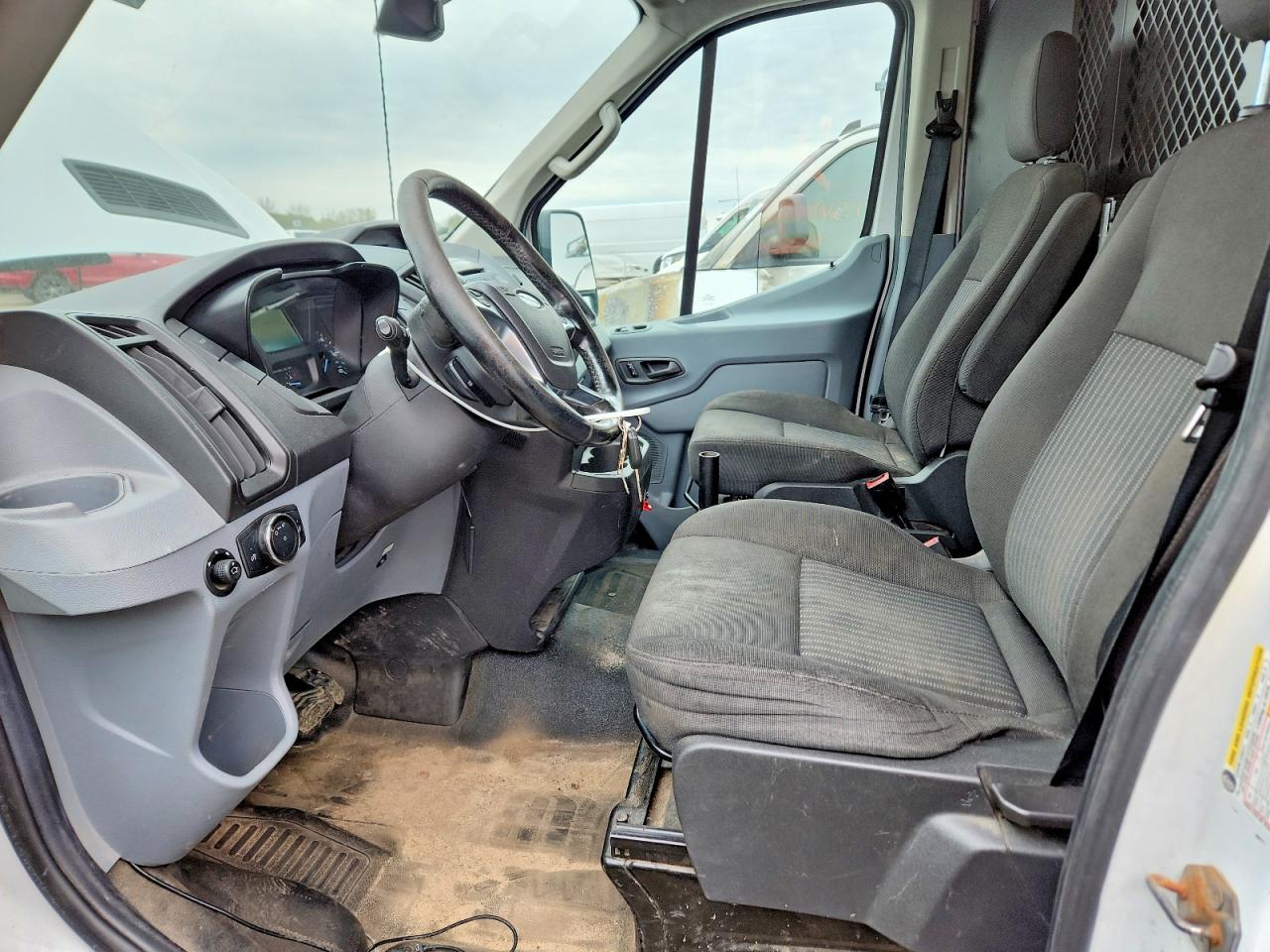 Ford Transit T-150