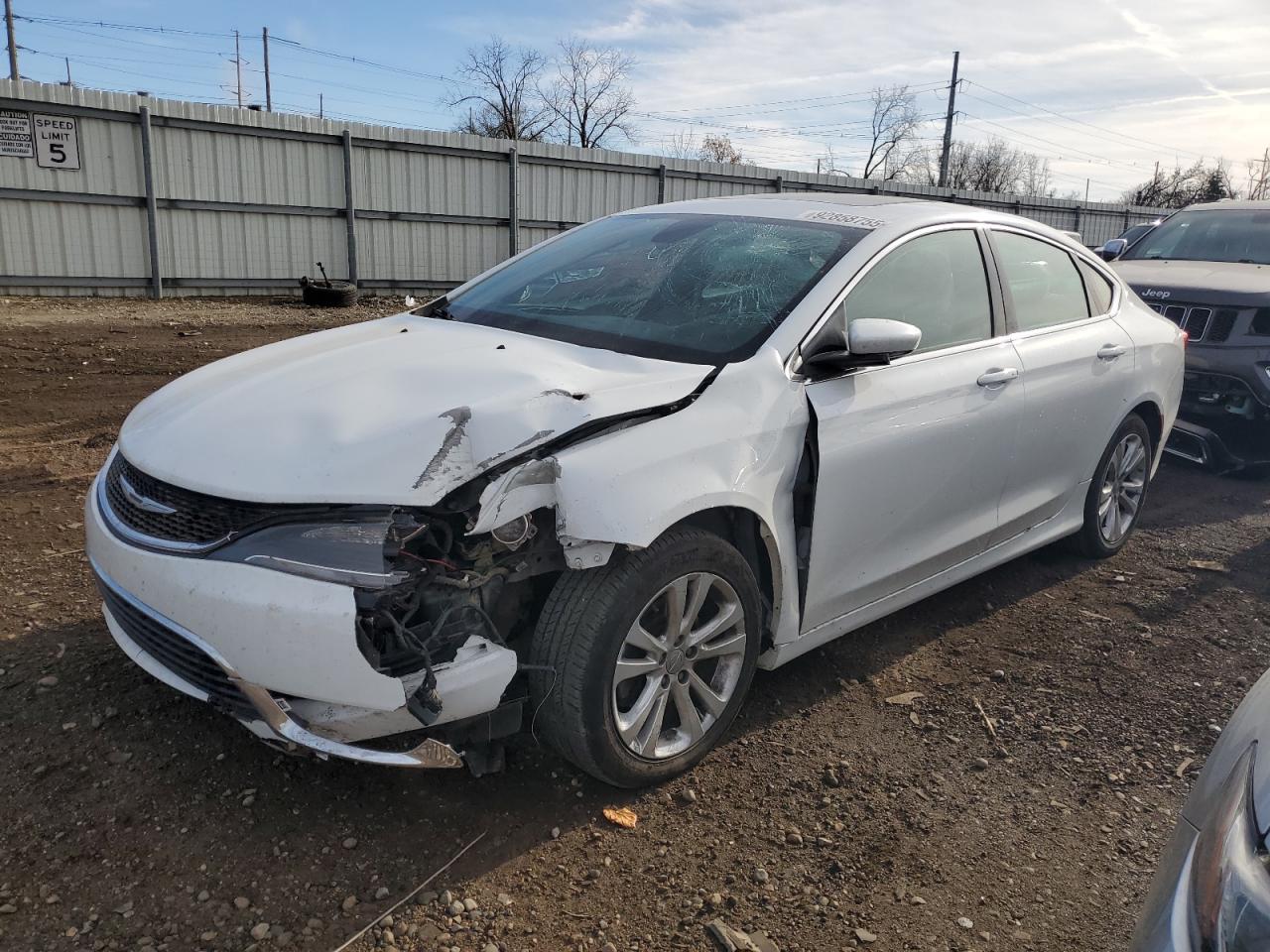 Salvage Chrysler 200 Image