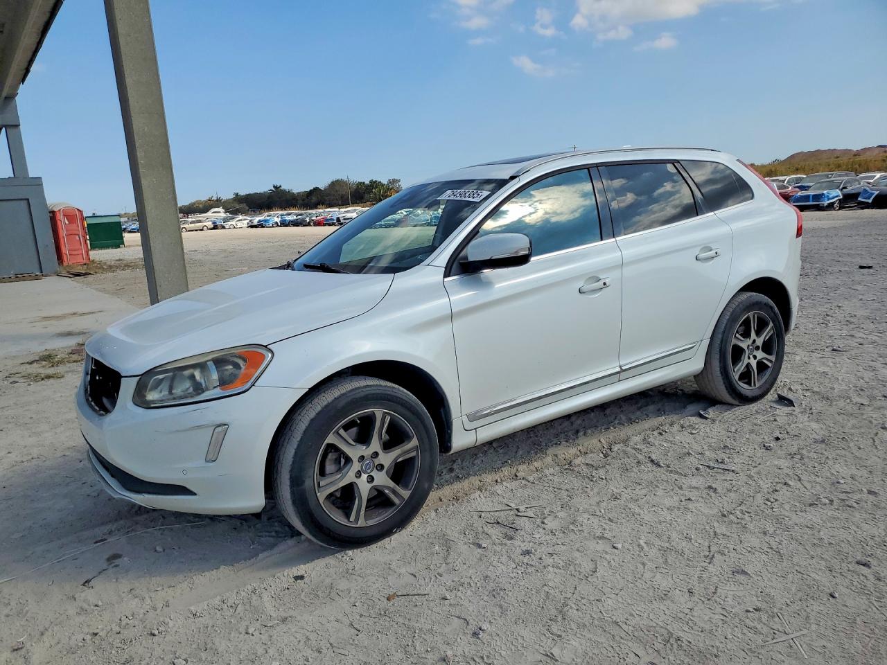 Salvage Volvo XC60 Image