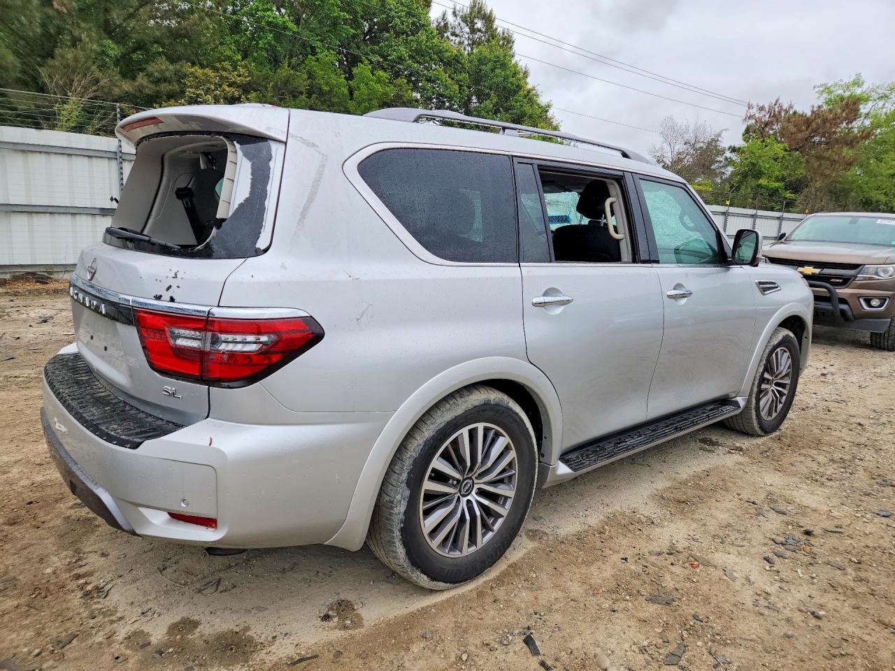Nissan Armada Sl