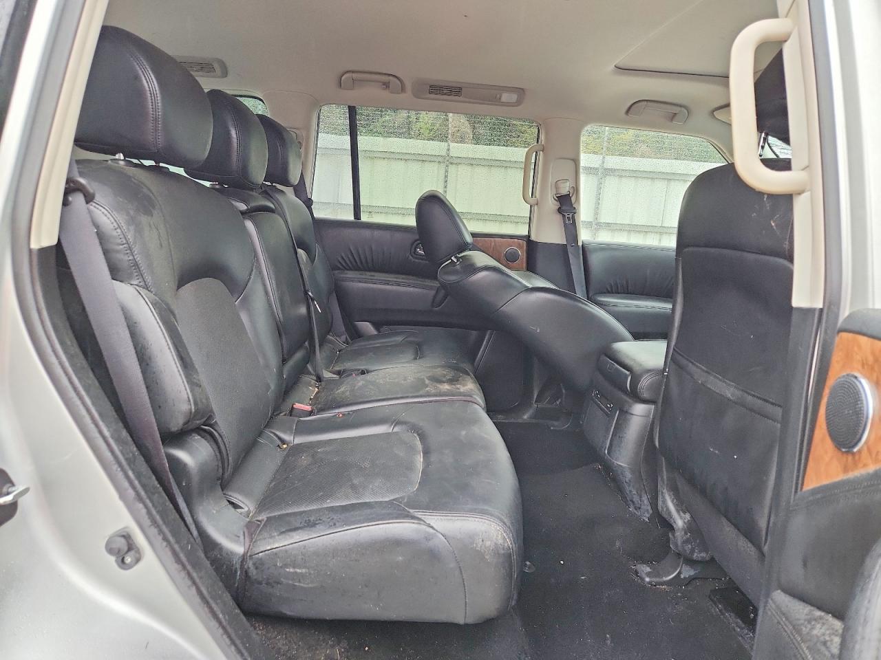 Nissan Armada Sl