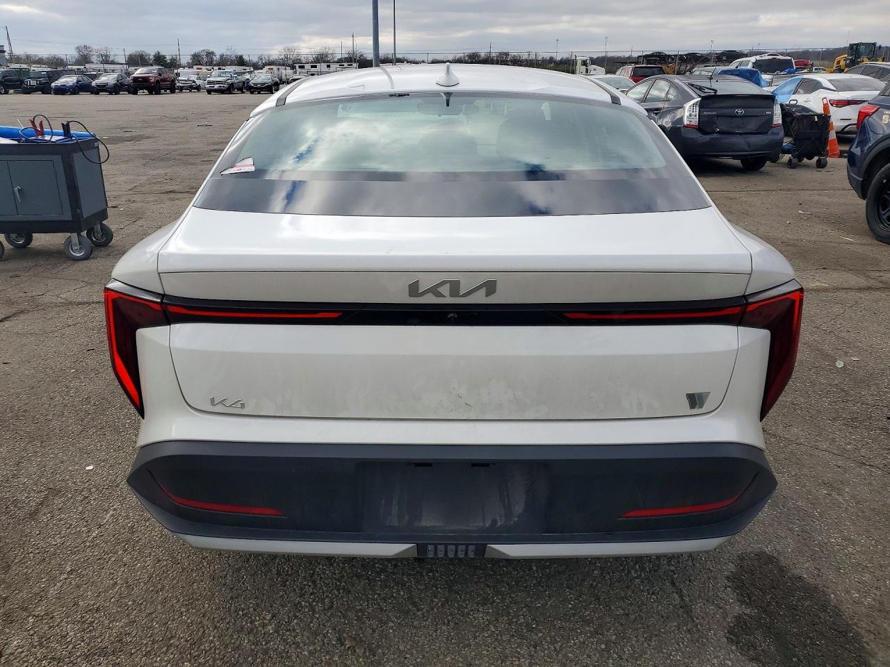 Kia K4 Lxs Lxs