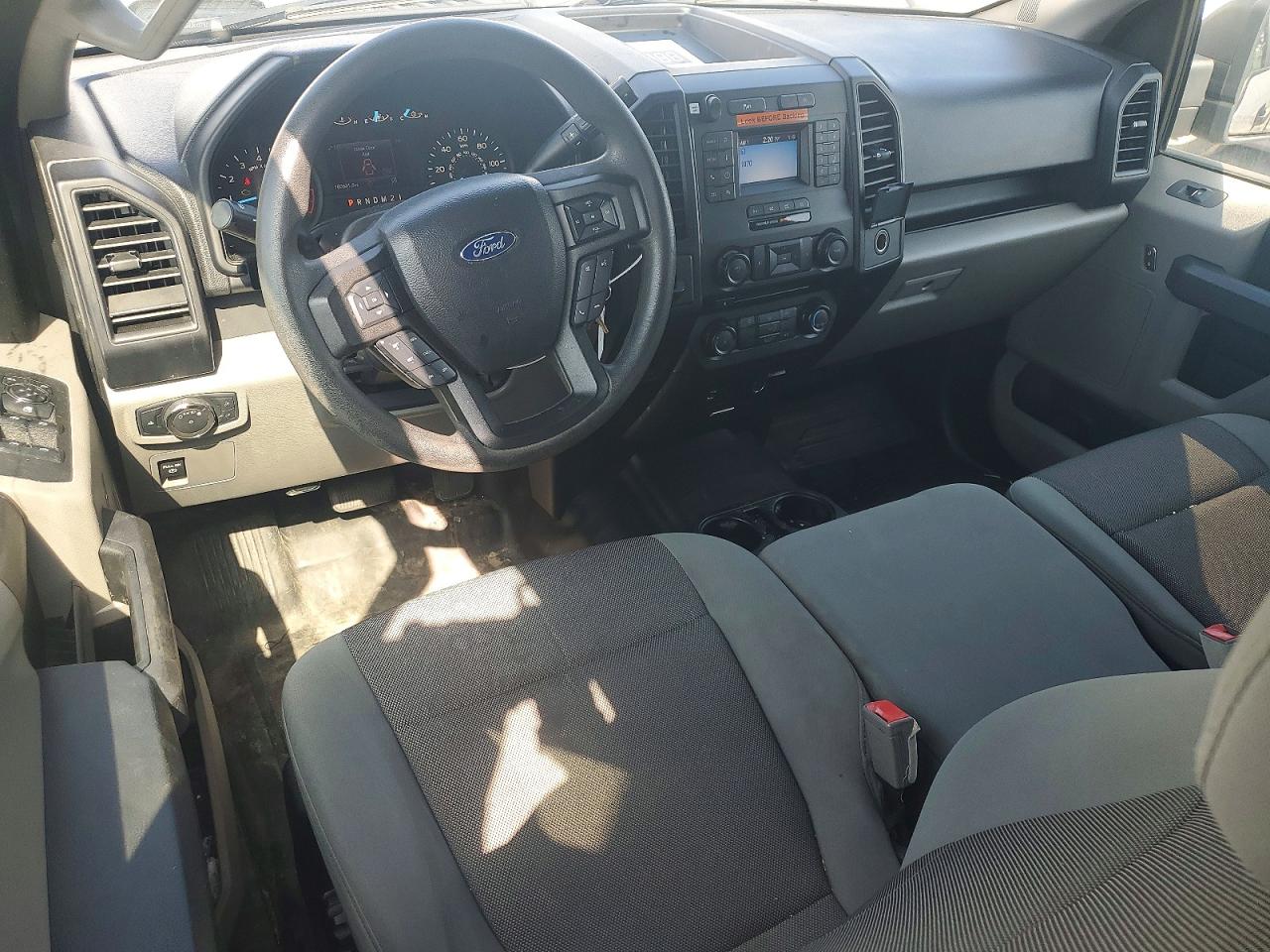 Ford F-150 Super Cab
