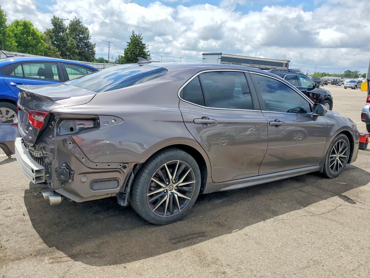 Toyota Camry Se