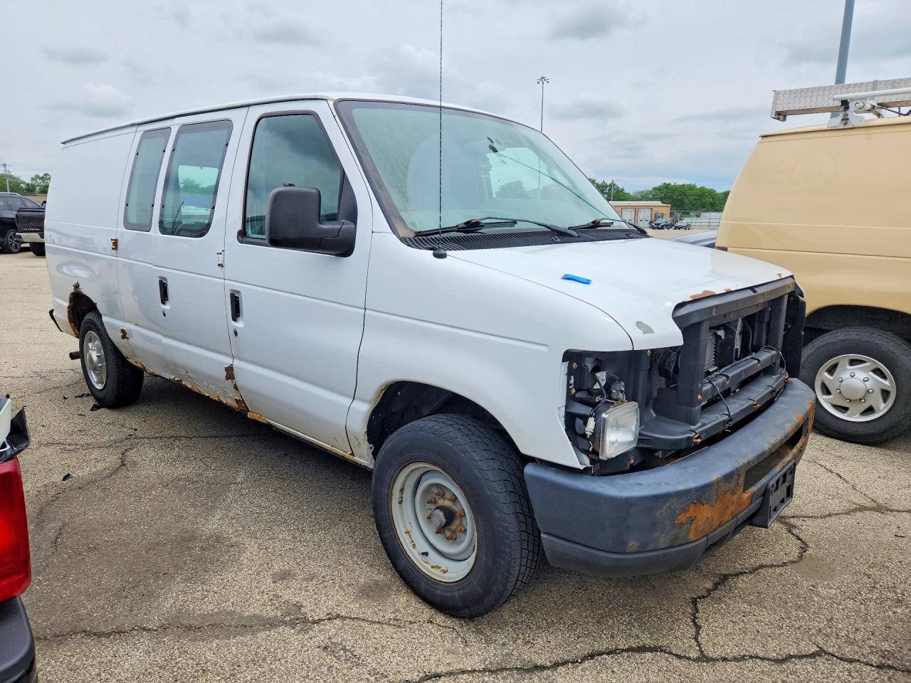 Ford Econoline E150 Van