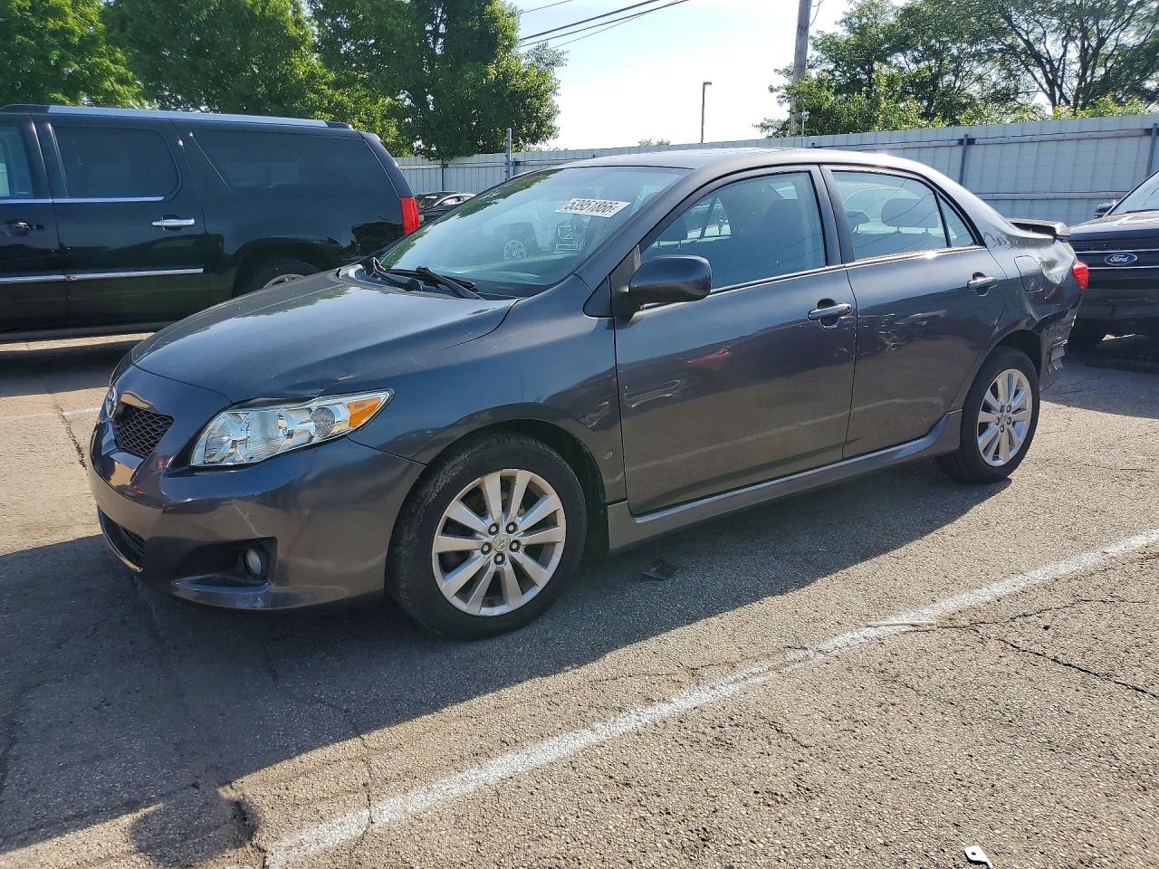 Salvage Toyota Corolla Image