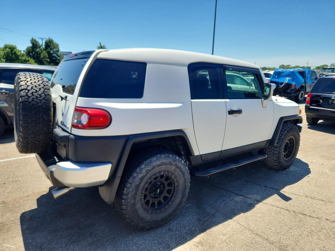 Toyota FJ Cruiser Base