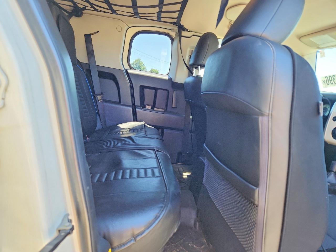 Toyota FJ Cruiser Base