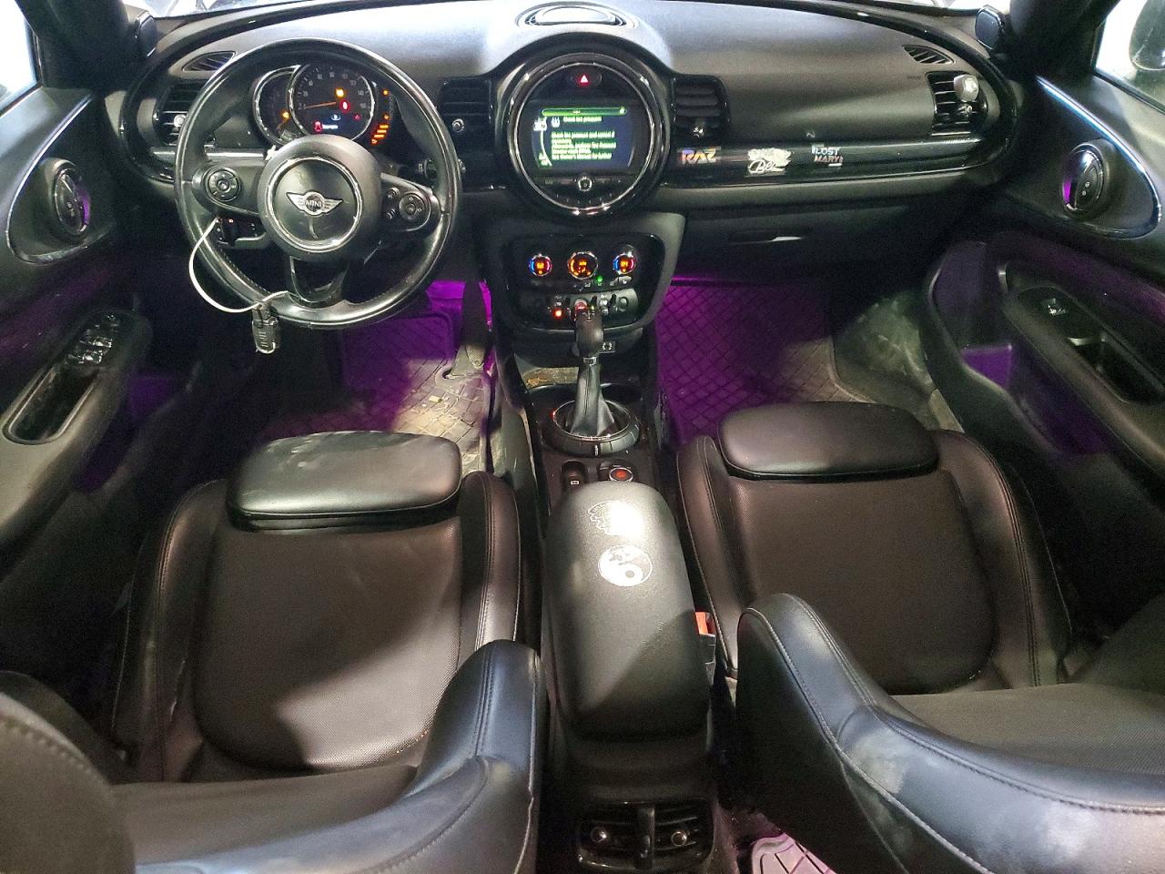 MINI Cooper Clubman