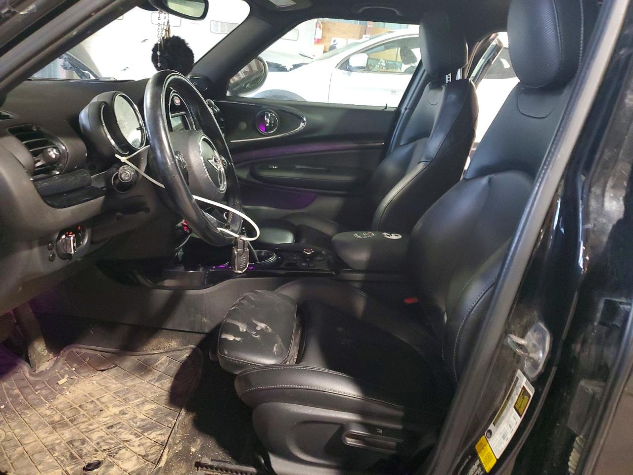 MINI Cooper Clubman