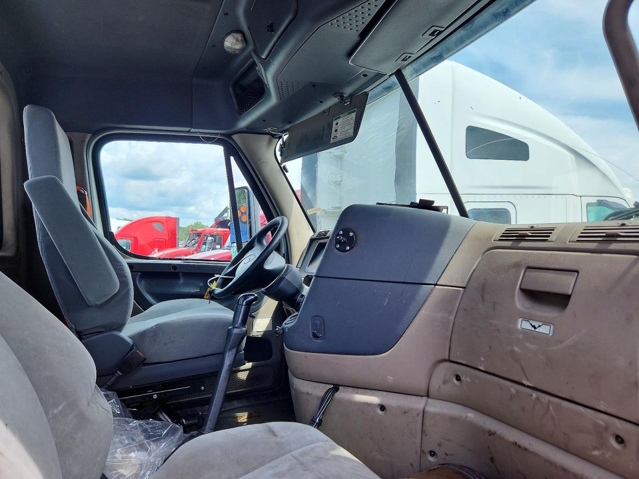 Freightliner Cascadia 113