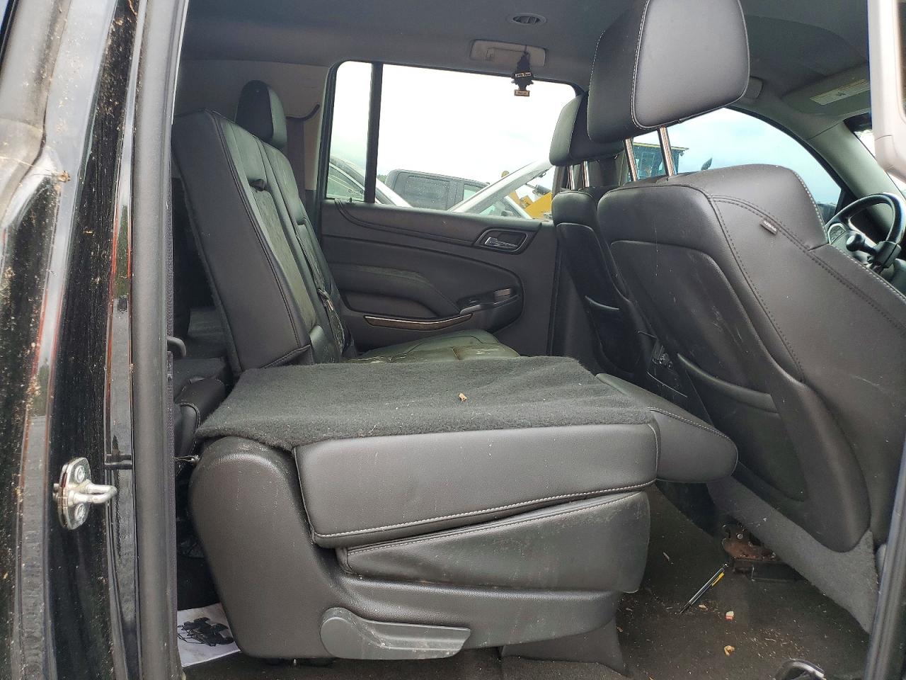 Chevrolet Suburban C1500 Lt