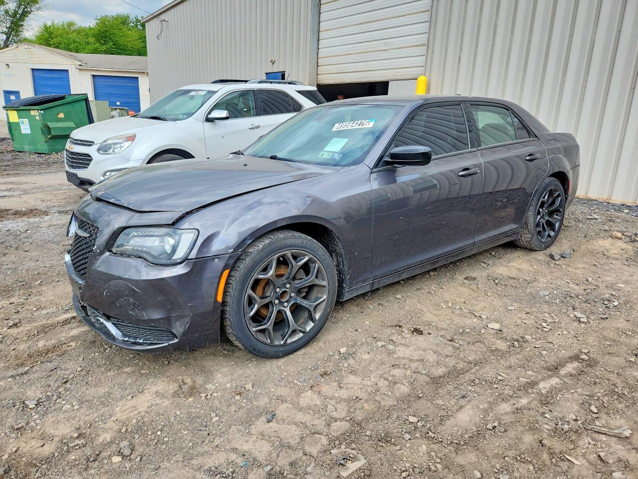 Salvage Chrysler 300 Image