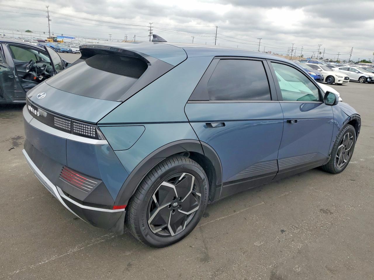 Hyundai Ioniq Sel