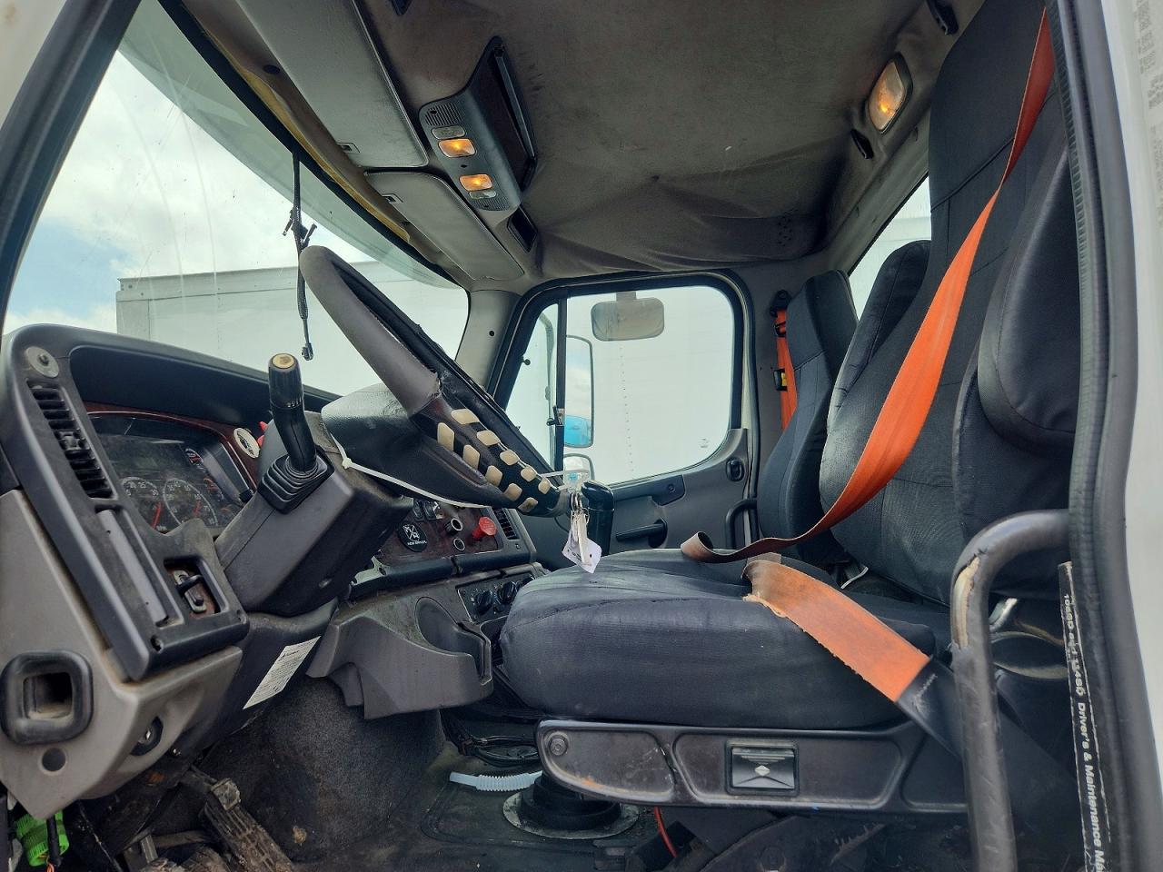 Freightliner 114sd