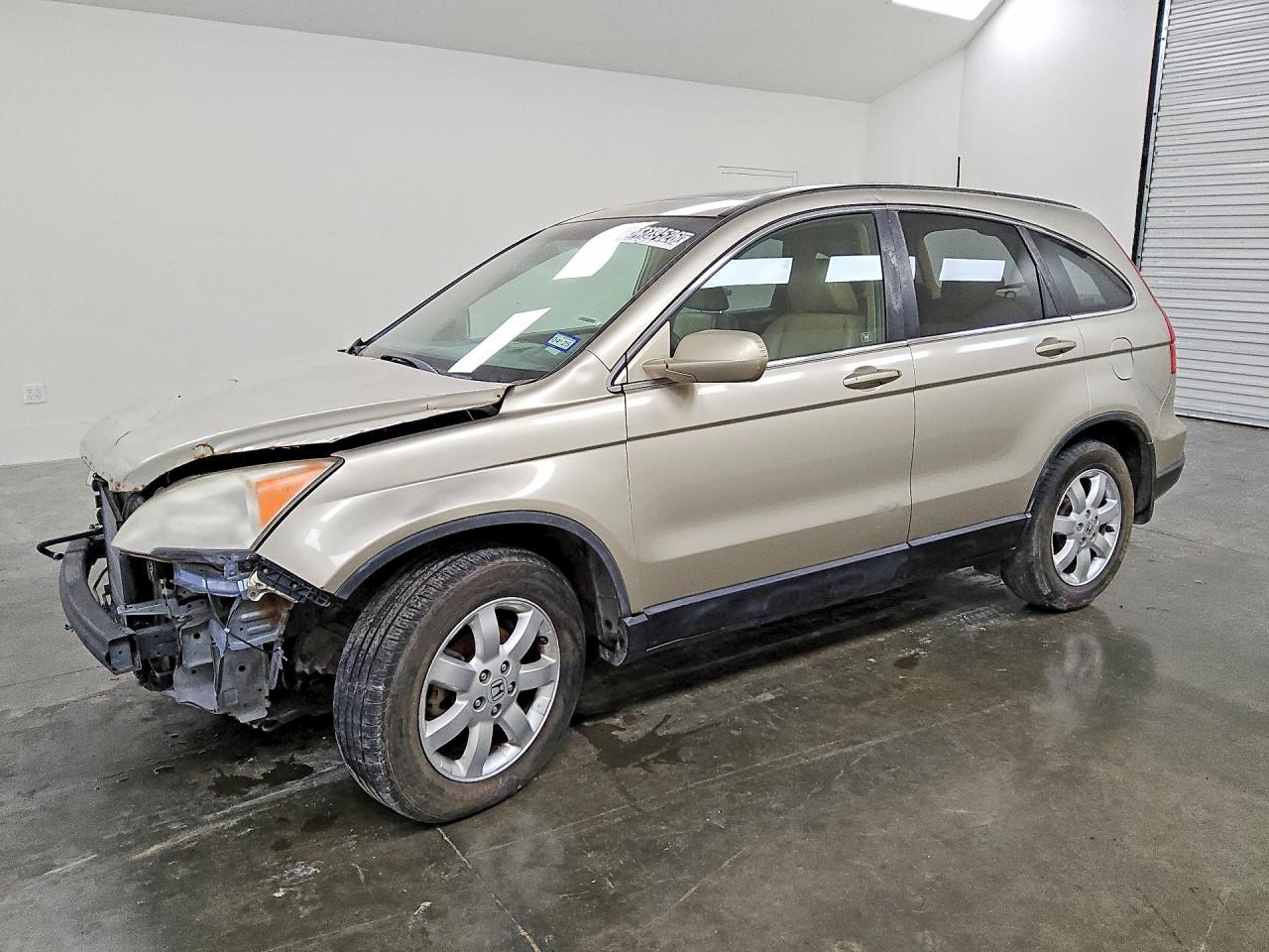 Salvage Honda Crv Image
