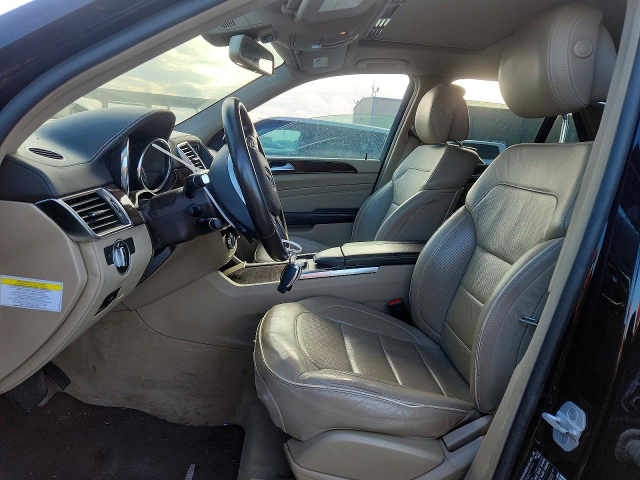 Mercedes-Benz M-Class 550 4matic