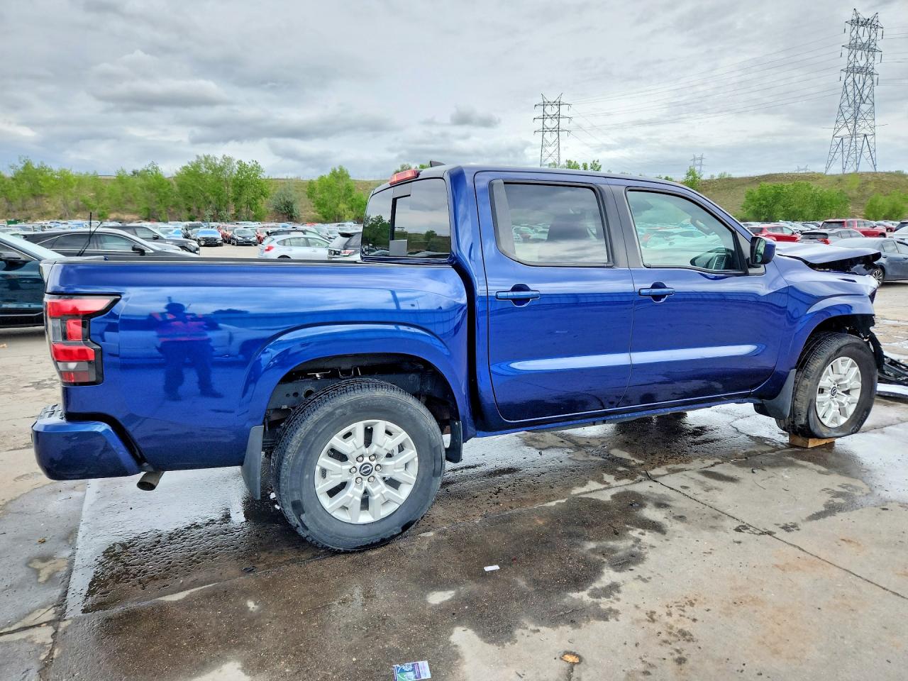 Nissan Frontier Sv
