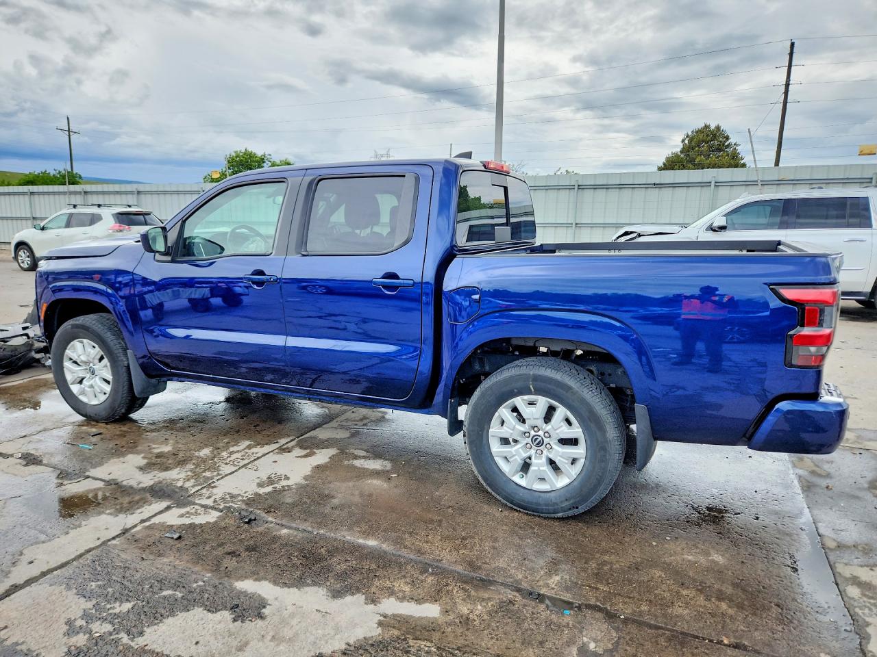 Nissan Frontier Sv