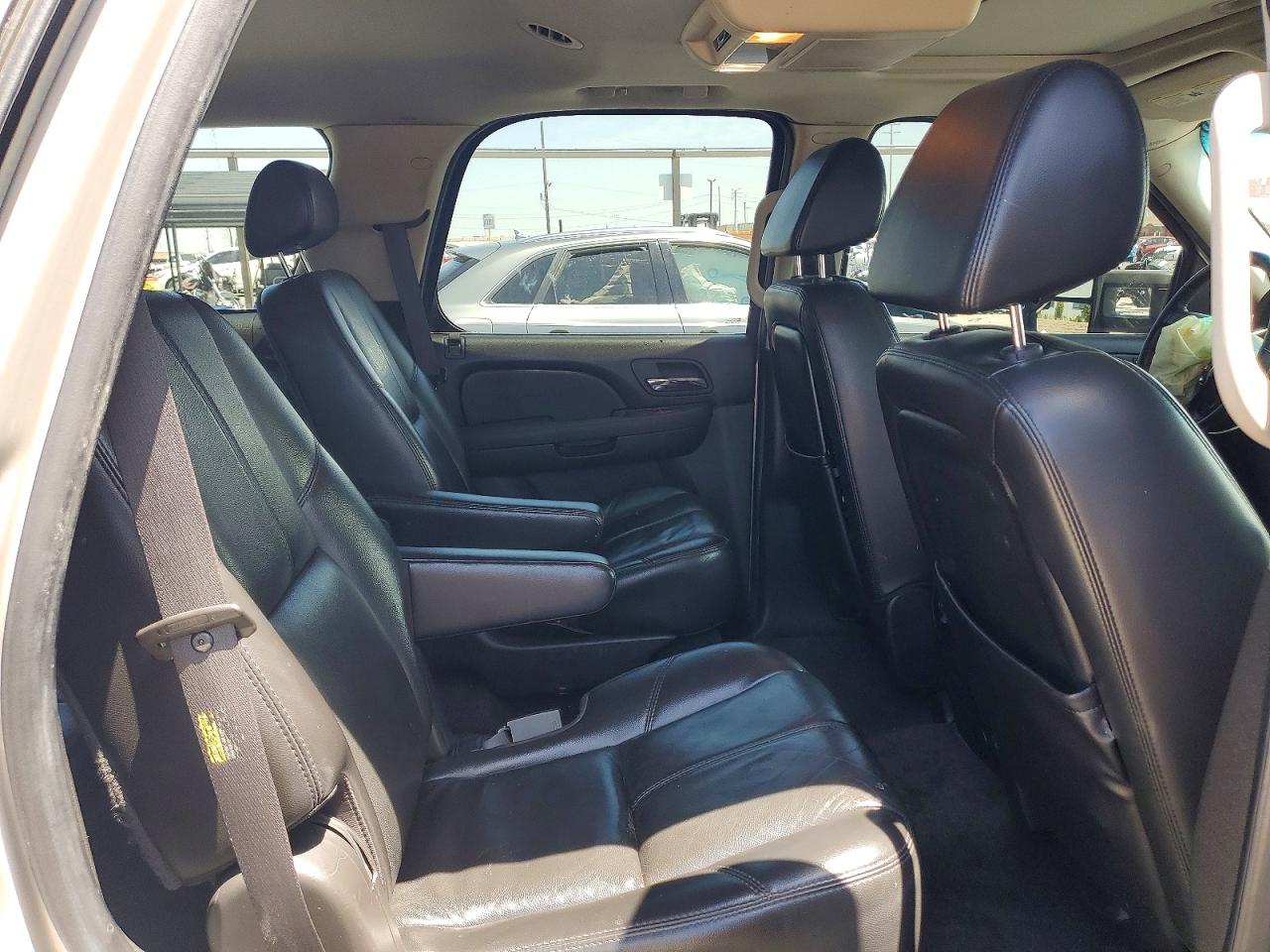 Chevrolet Tahoe C1500