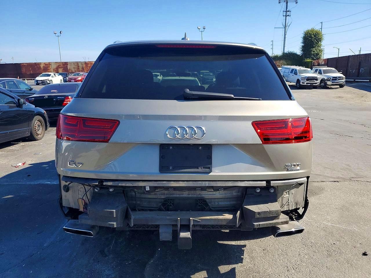 Audi Q7 Premium Plus