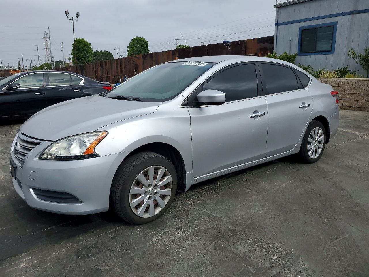 Salvage Nissan Sentra Image