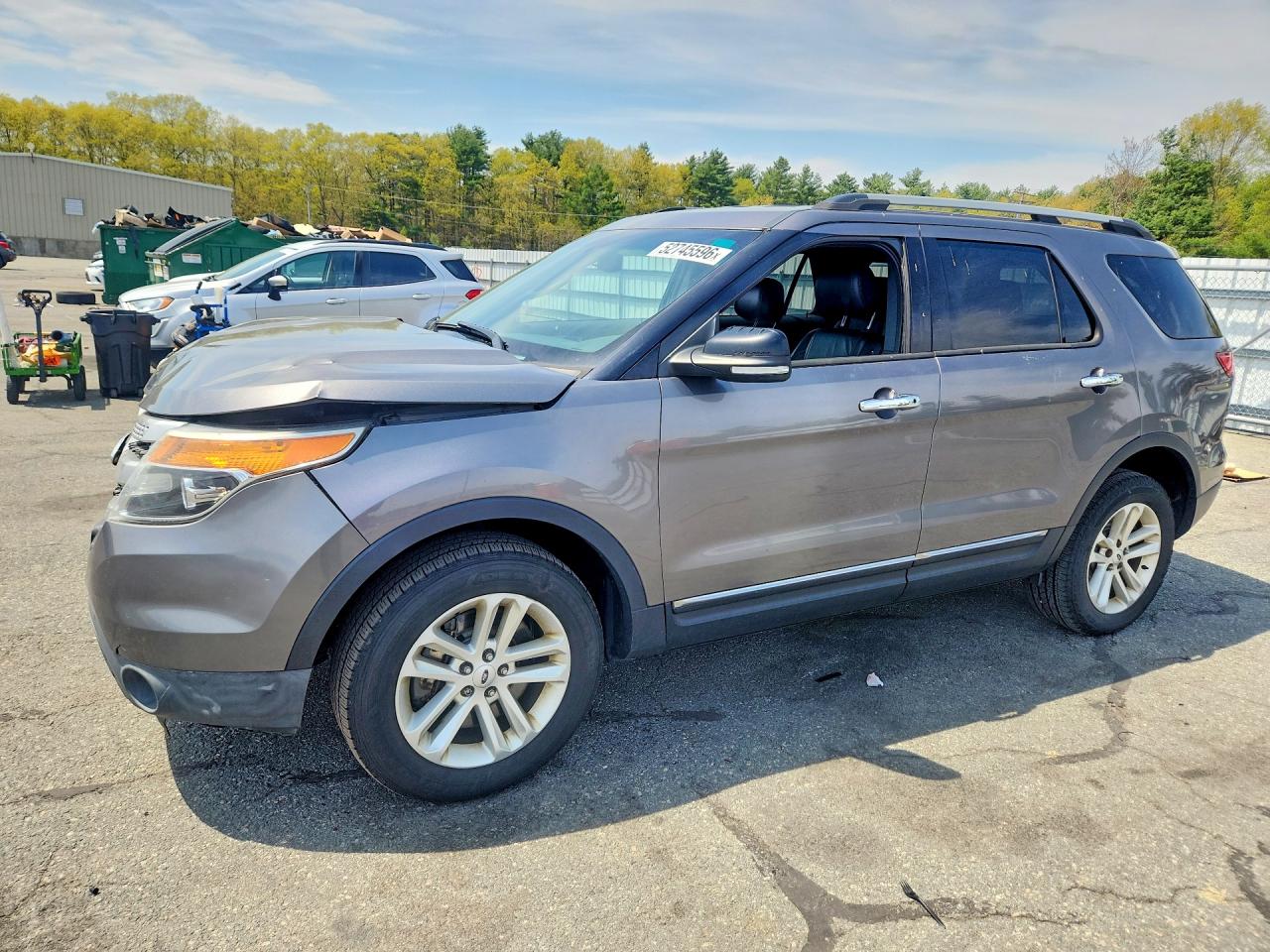 Salvage Ford Explorer Image